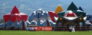 Von außen sieht das Luminarium aus wie eine aufblasbare Raumskulptur. Foto: Brillux